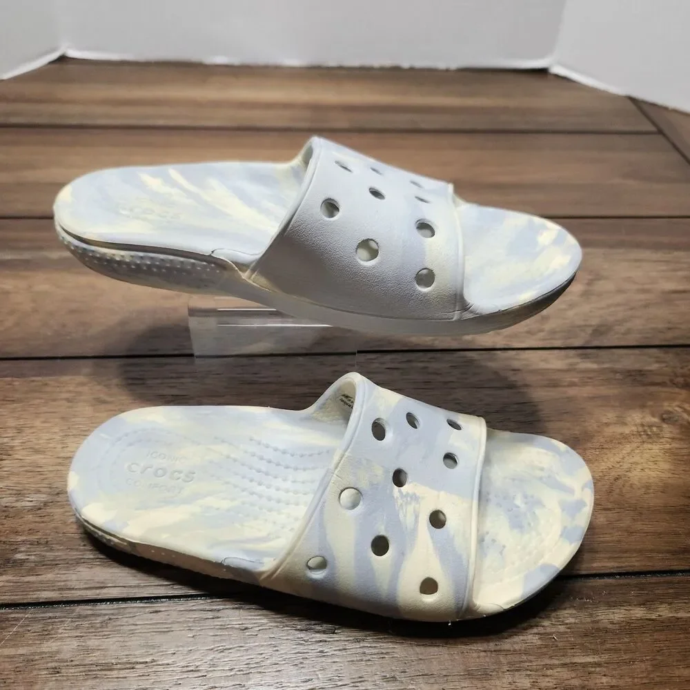 N/A iconic crocs
